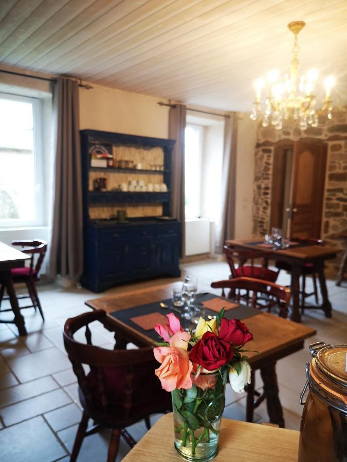 Le Domaine De Coat Rogan L'Espace Familial Ploezal Exteriör bild